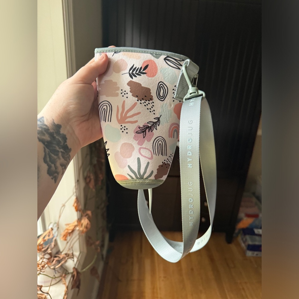 Pastel Boho Abstract Hydrojug Shaker Sleeve with Strap